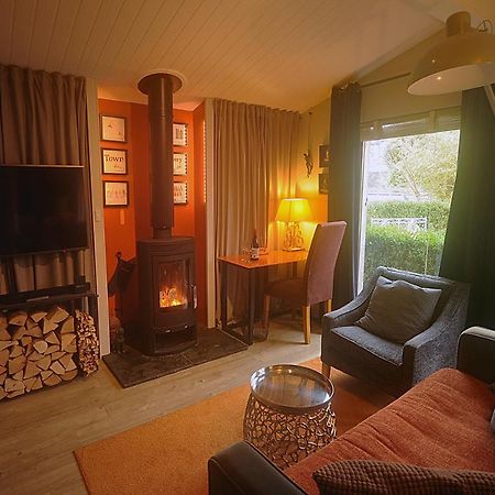 The Cabin Cheltenham Zewnętrze zdjęcie