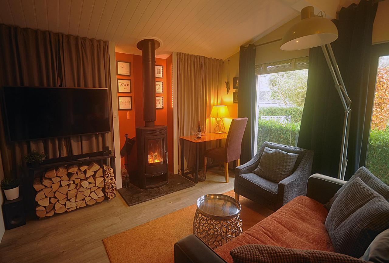 The Cabin Cheltenham Zewnętrze zdjęcie